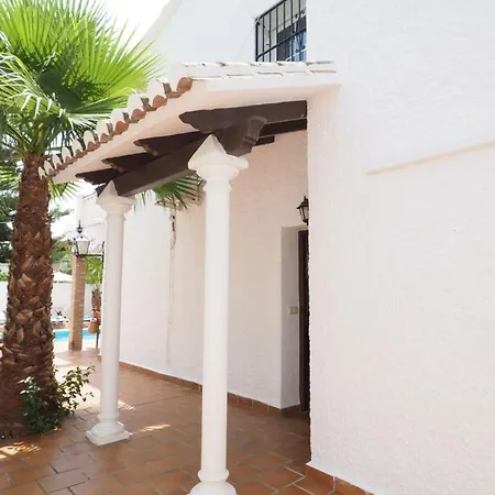 Paradise - Leones Villa *